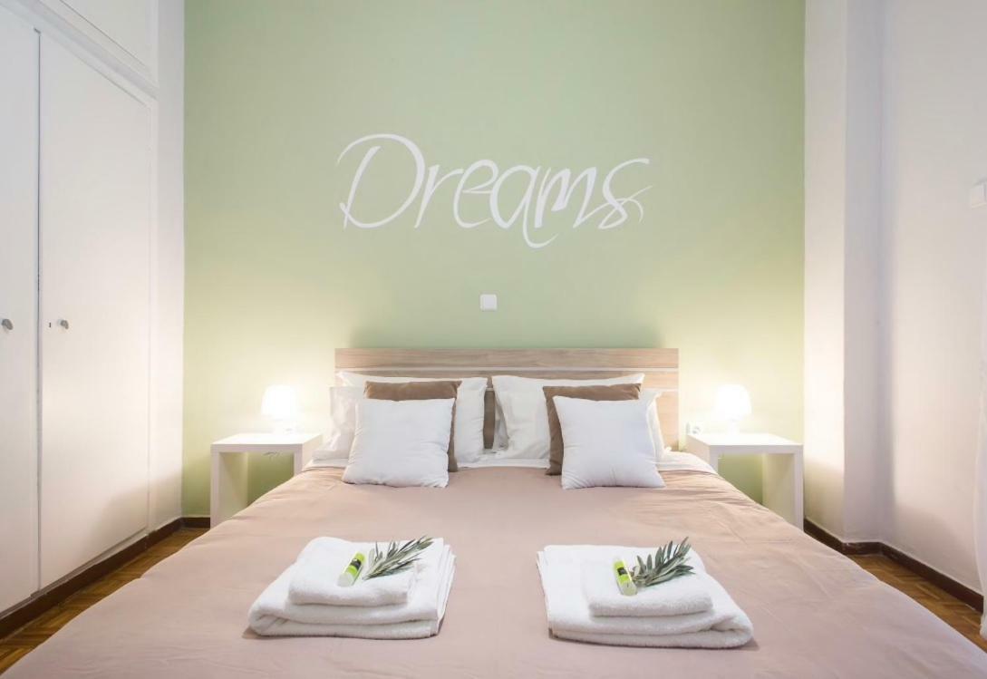 Olive Tree Apartment Of Athens - City Center Extérieur photo